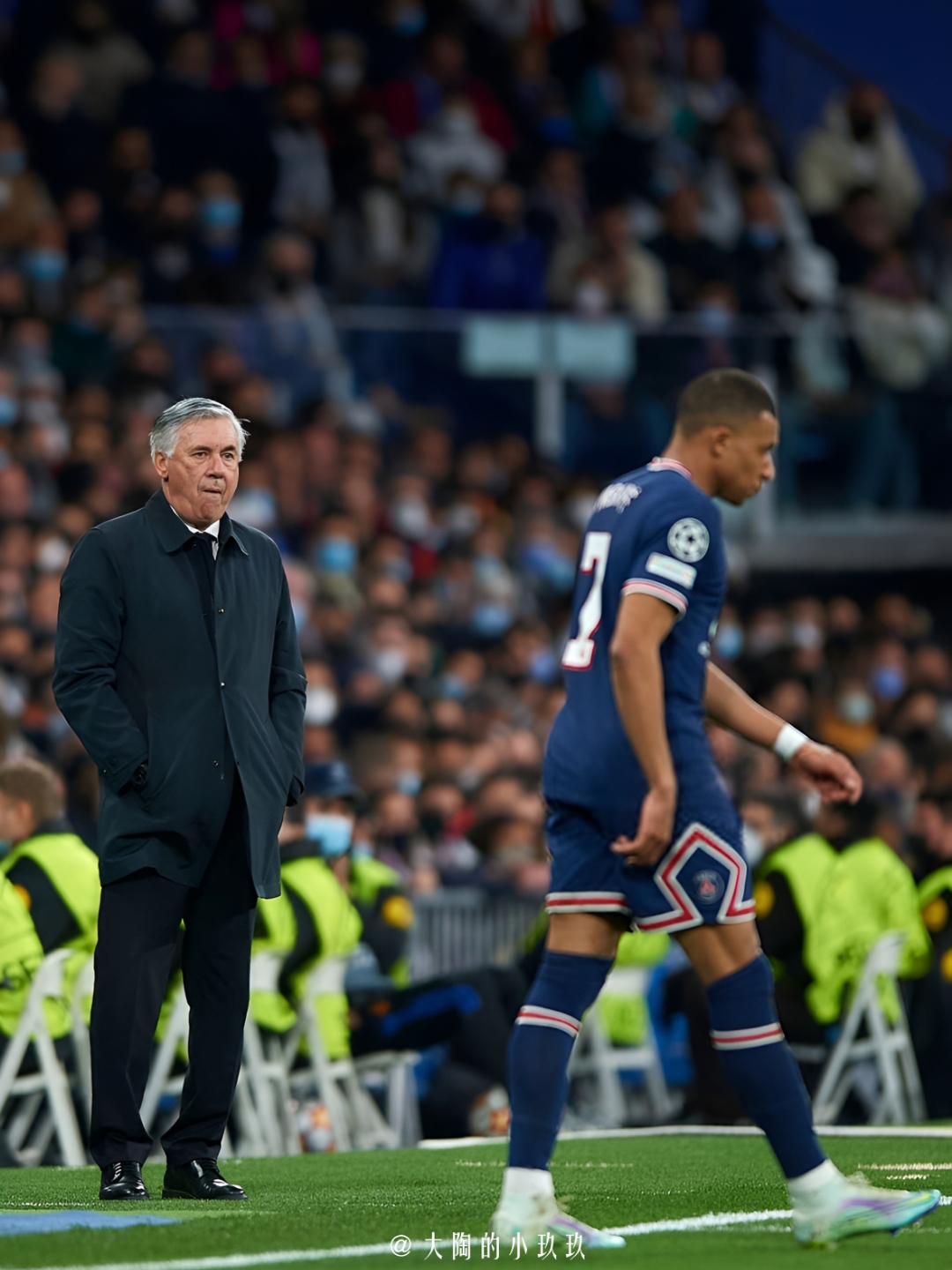 巴黎圣日耳曼引发争议！，姆巴佩官方宣布领先优势明显新规赛场气氛高涨的简单介绍