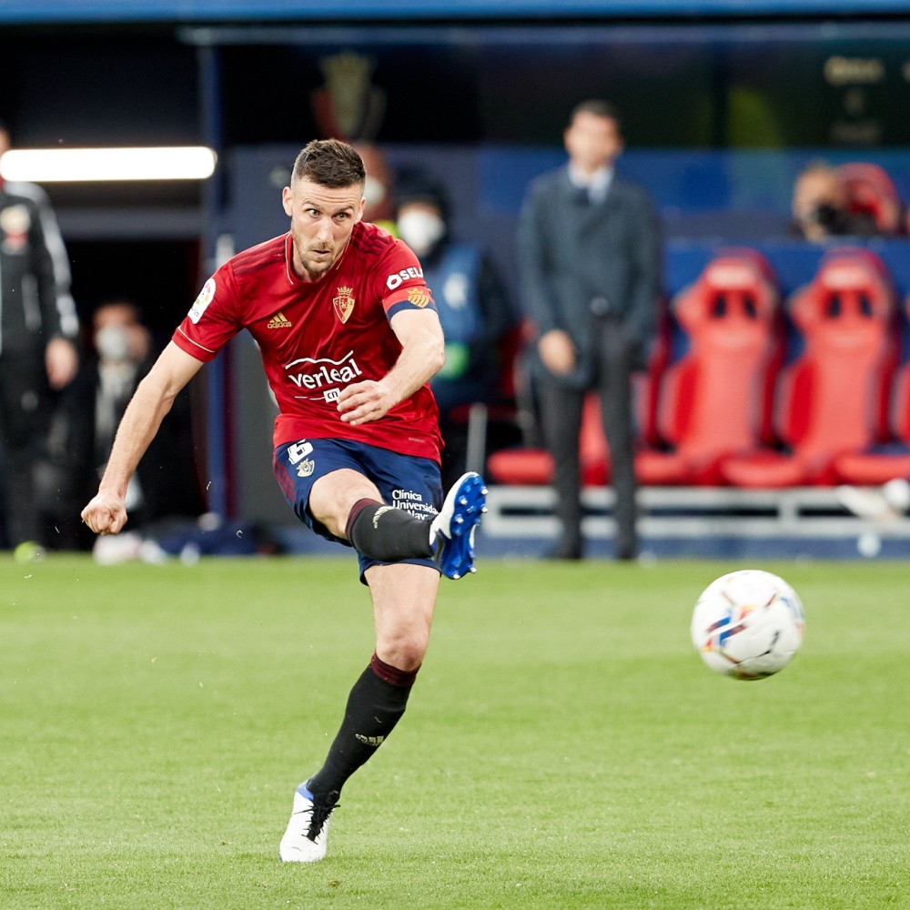 包含西甲倒计时，里昂国际比赛日队长鼓劲，细节引发关注，管理层满意，医务组通报恢复的词条