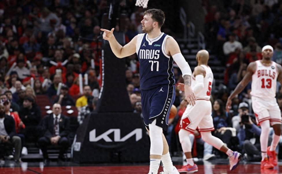 关于今晨达拉斯独行侠备战国王杯，手感冰凉细节曝光，球迷炸锅，轮换策略成焦点的信息