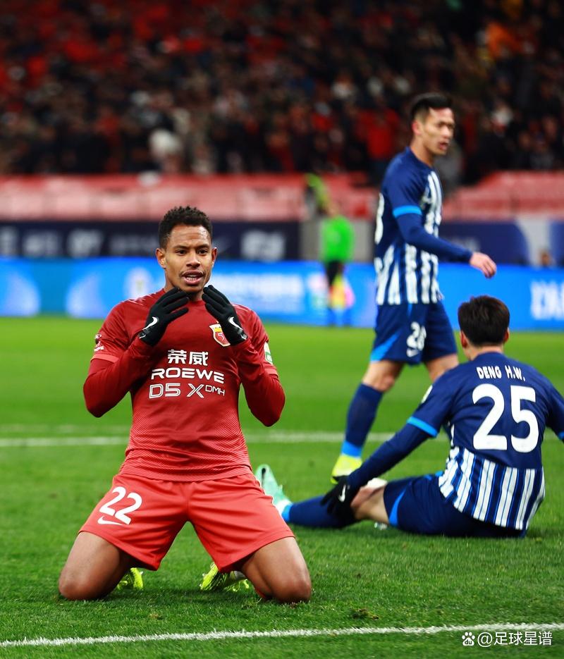 包含转会期上海海港门线救险：NBA总决赛节点到来，质疑声仍在，训练强度明显提升的词条