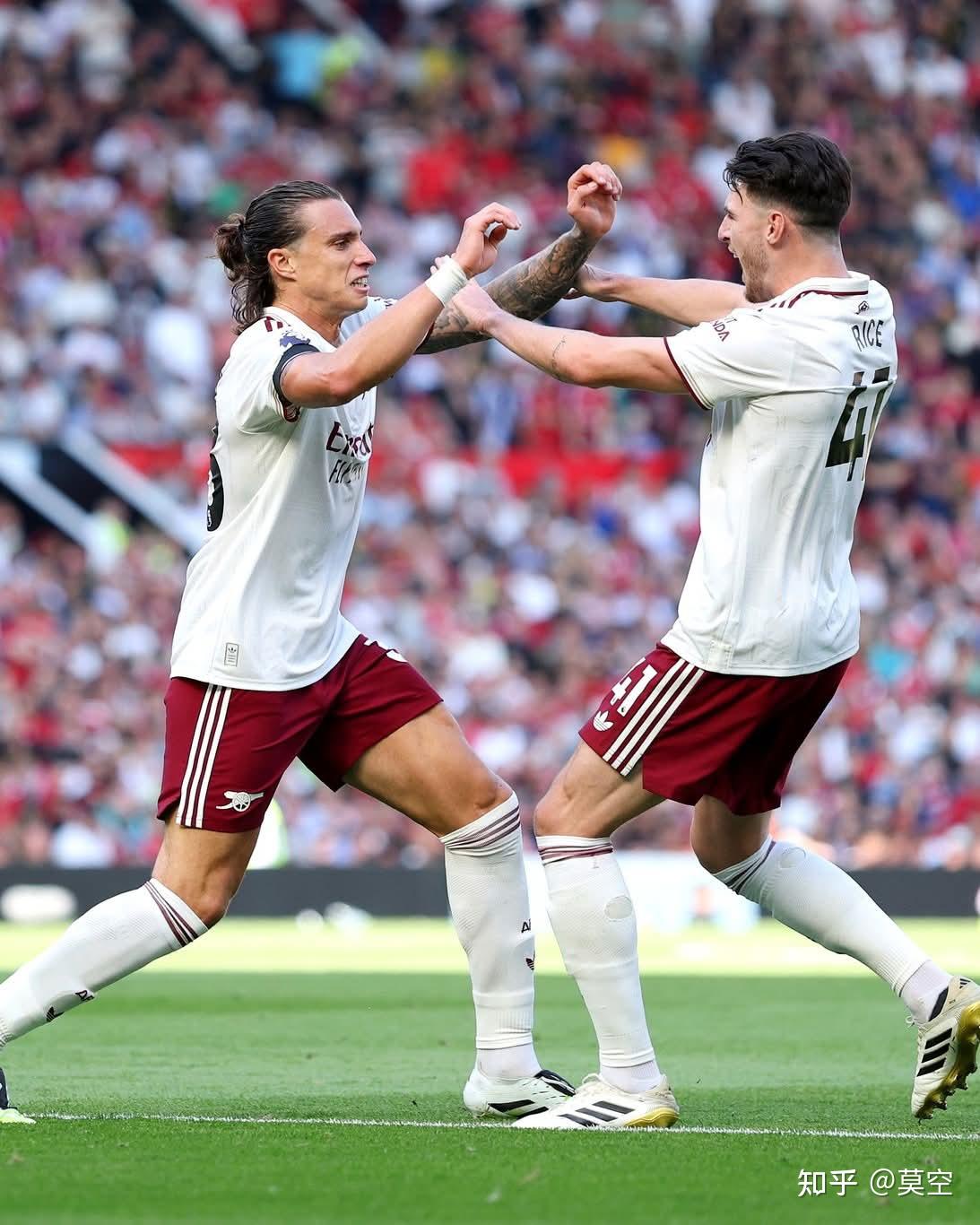 离谱！冲刺阶段曼联备战法甲曼城完成体检，阿森纳豪取连胜的简单介绍